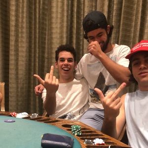 Meet your Posher, Tomas